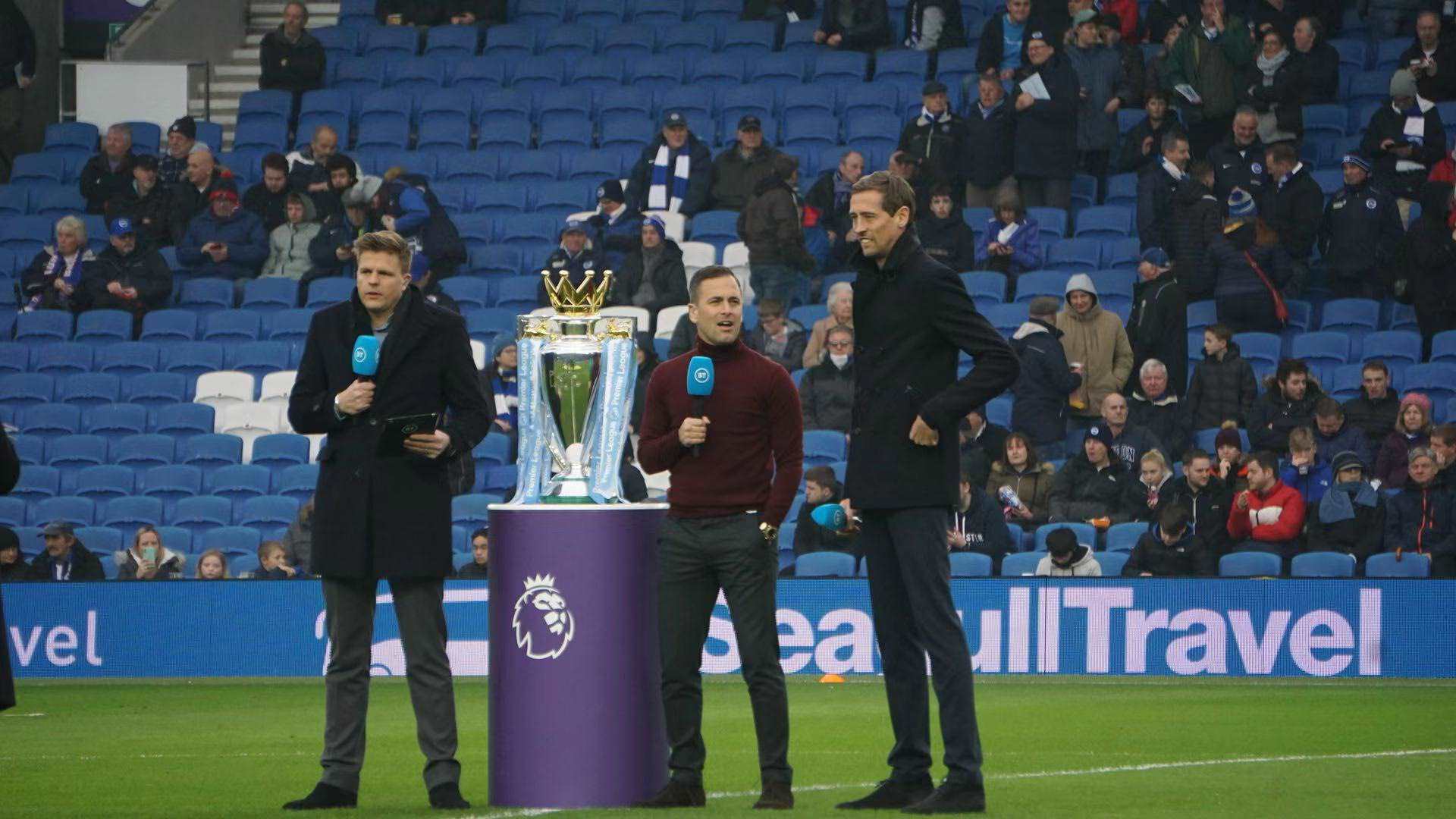 足球不仅是 足球不仅是